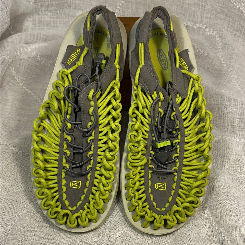 Keen Uneek woven sandal